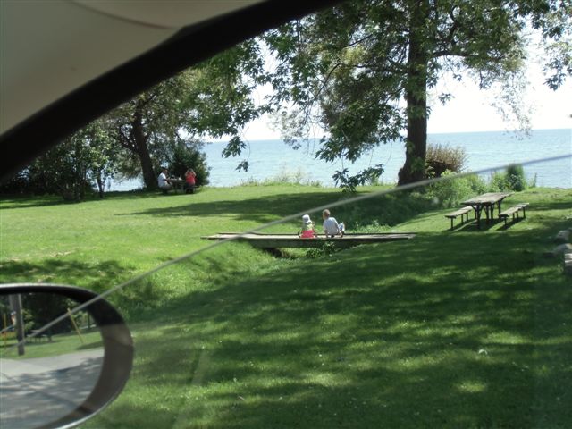 Blog Photo - Bond head family playing by lake